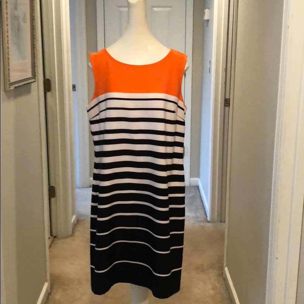 Voir Voir Dress